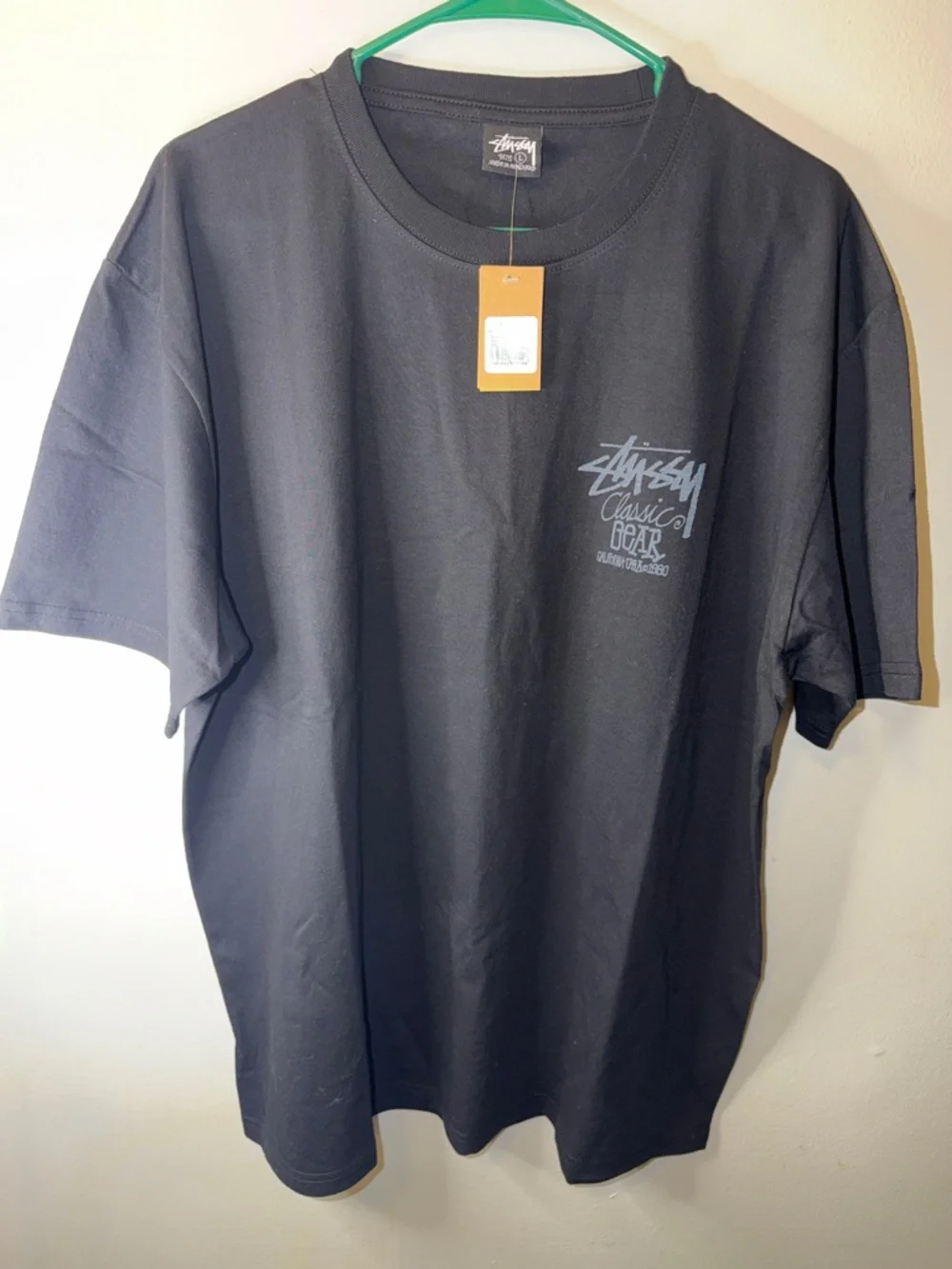100% Authentic Brand New Stussy Short Sleeve “Classic Gear” T Shirt Men’s Large - Picture 4 of 7
